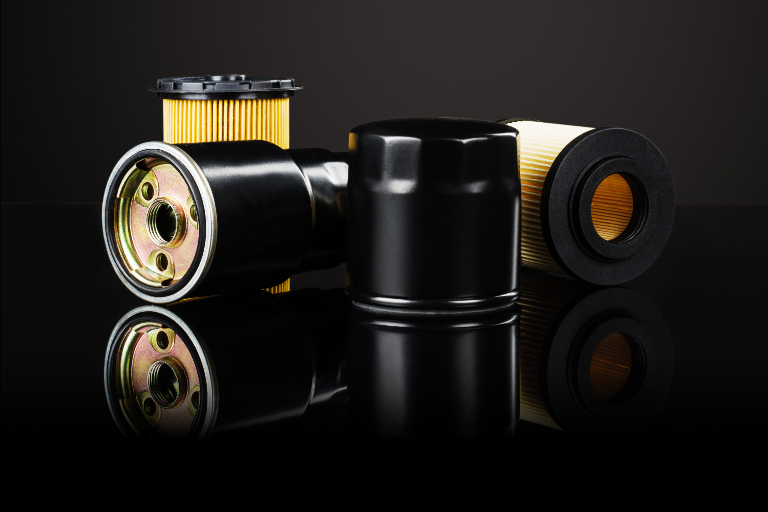 Filtry paliwa do maszyn i pojazdów – skuteczna separacja zanieczyszczeń i wody